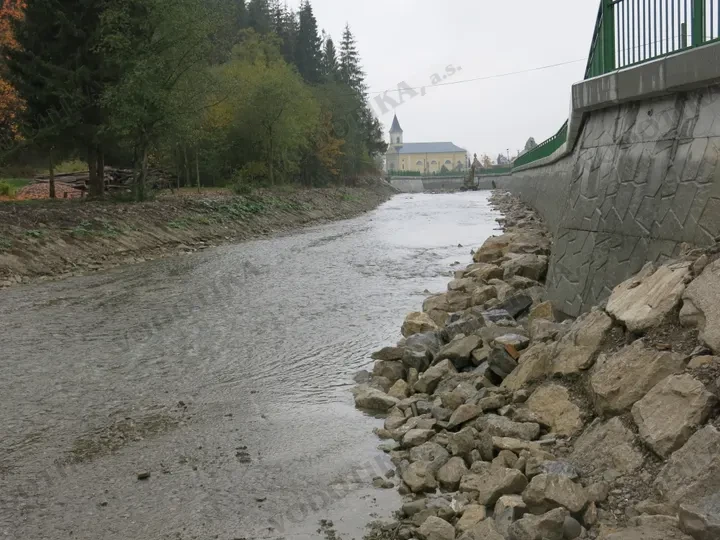Nová Bystrica – úprava toku – Obr. 12 - po výstavbe (október 2015)