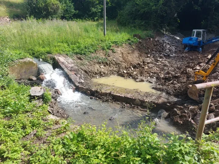 Rekonštrukcia - Tajch Nová Baňa – Obr. 1 - počas výstavby (jún 2024)