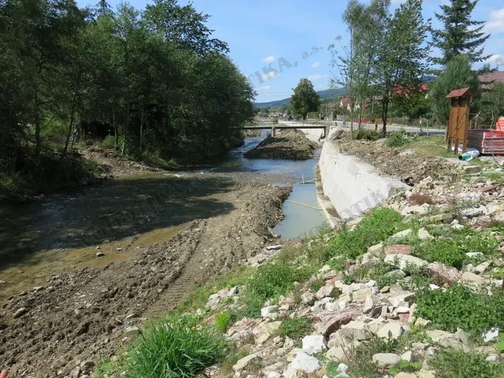 Nová Bystrica – úprava toku – Obr. 7 - počas výstavby (august 2015)