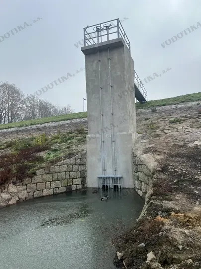Rekonštrukcia - Tajch Nová Baňa – Obr. 10 - po rekonštrukcii (november 2024)