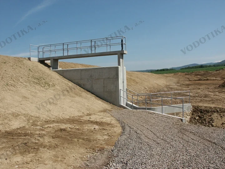 Lehota pod Vtáčnikom – vybudovanie suchého poldra – Obr. 3 - pocas vystavby